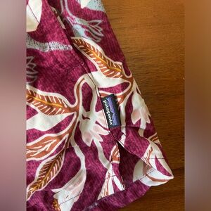 Women’s Patagonia Barely Baggies Size Large